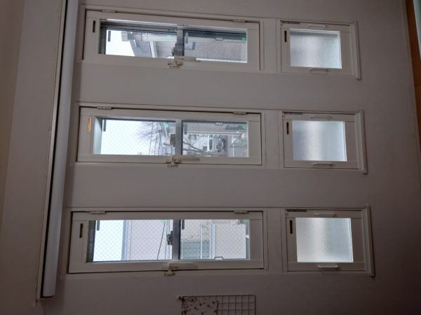 横浜市青葉区　Ｓ様邸　　　　　　上げ下げ窓+ＦＩＸ窓に内窓設置