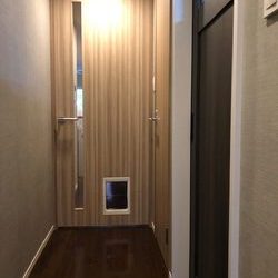 神奈川県横浜市都筑区　Ｍ様邸　室内ドアにペットドアを後付け